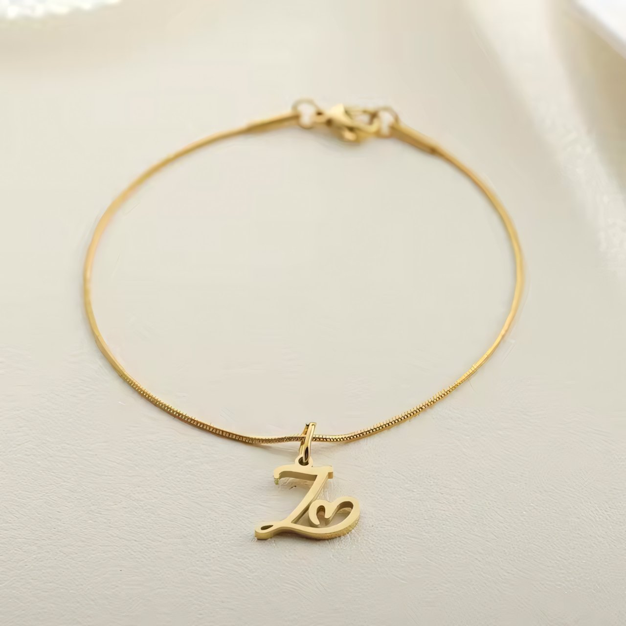 Dainty Cursive Heart Letter Initial Chain Bracelet