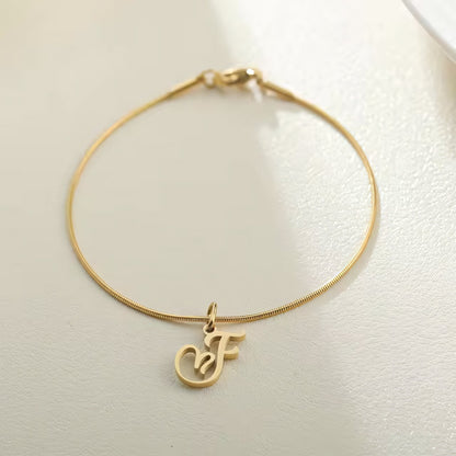 Dainty Cursive Heart Letter Initial Chain Bracelet