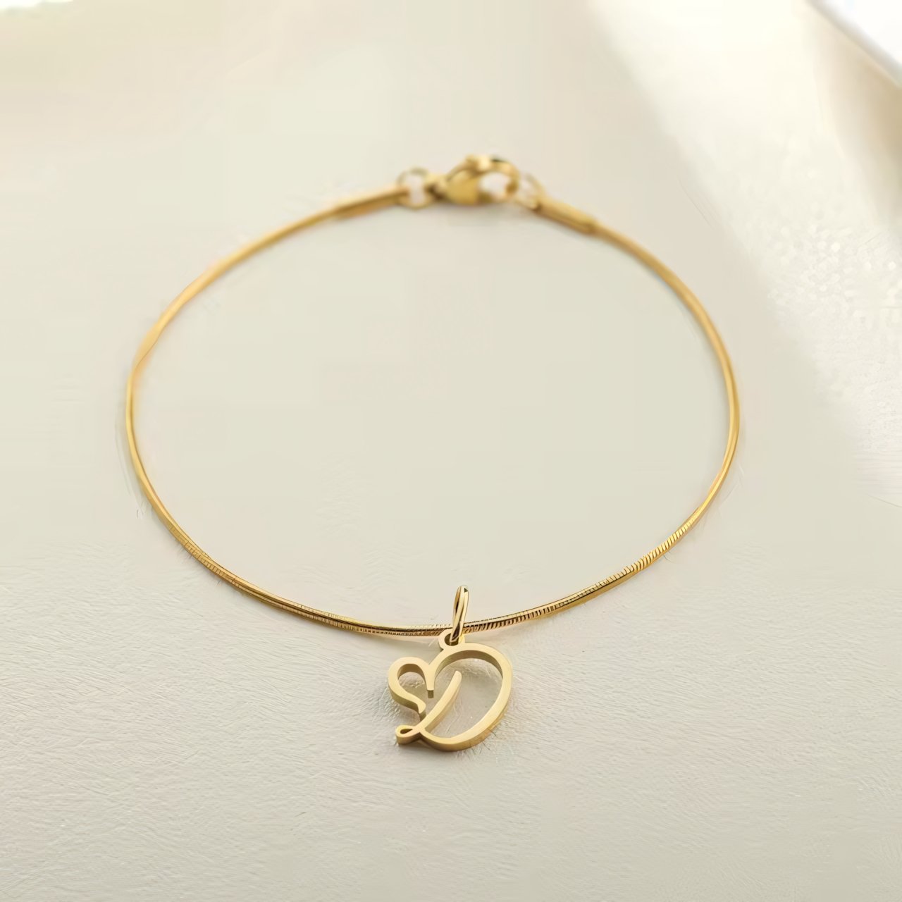 Dainty Cursive Heart Letter Initial Chain Bracelet