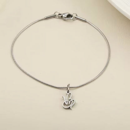 Dainty Cursive Heart Letter Initial Chain Bracelet