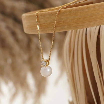 Dainty Diamond Pearl Necklace