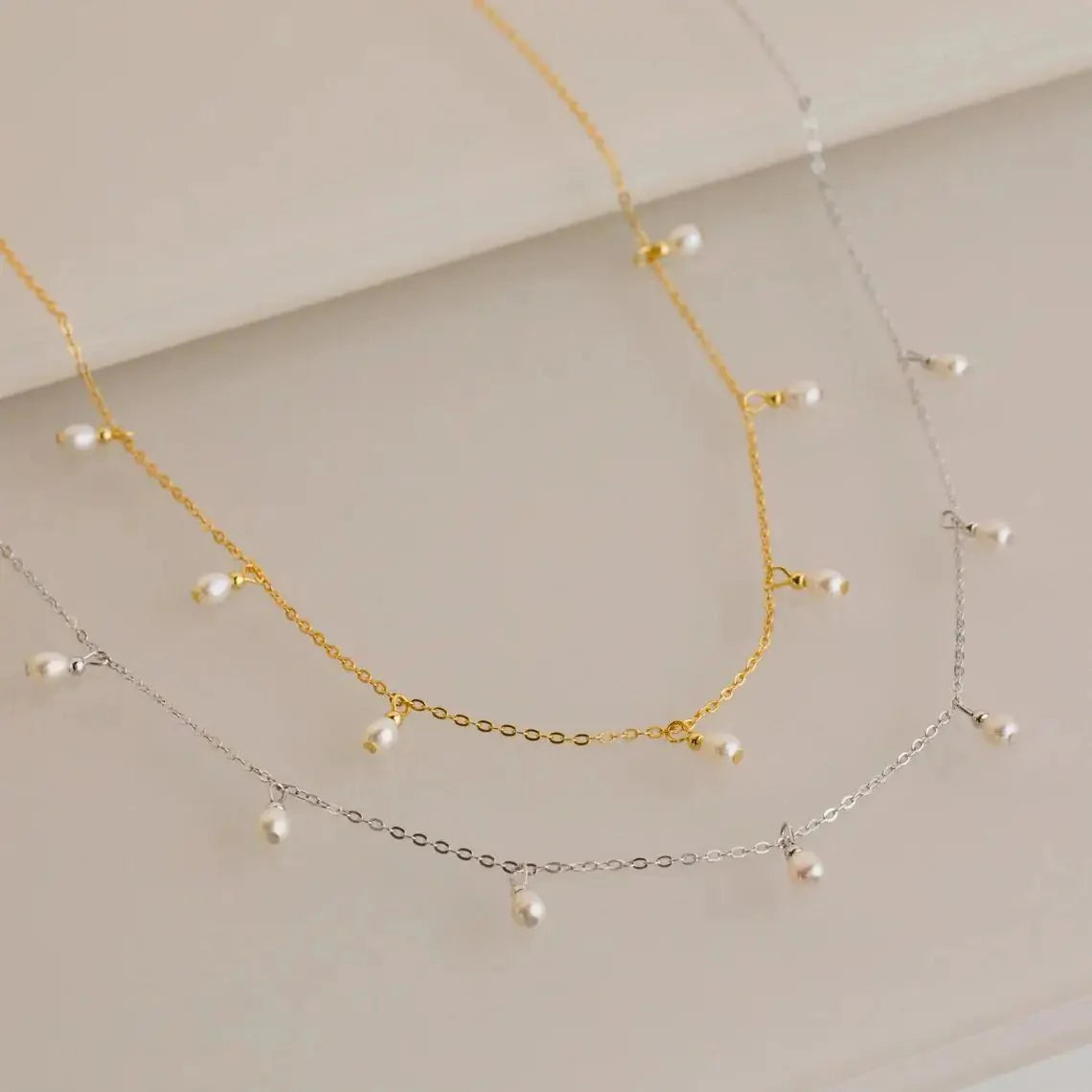 Dainty Pearl Droplets Necklace