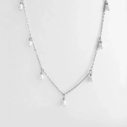 Dainty Pearl Droplets Necklace