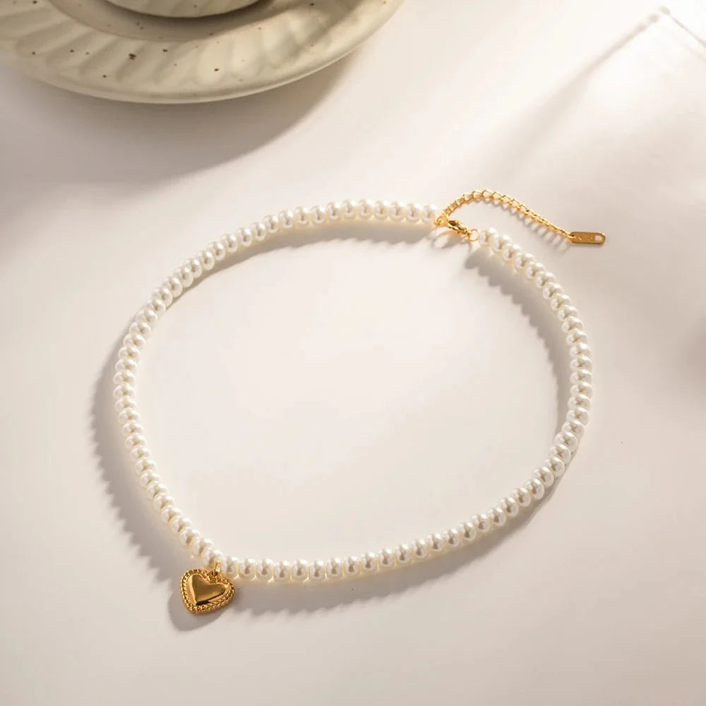 Dainty Pearl Golden Heart Necklace