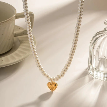 Dainty Pearl Golden Heart Necklace