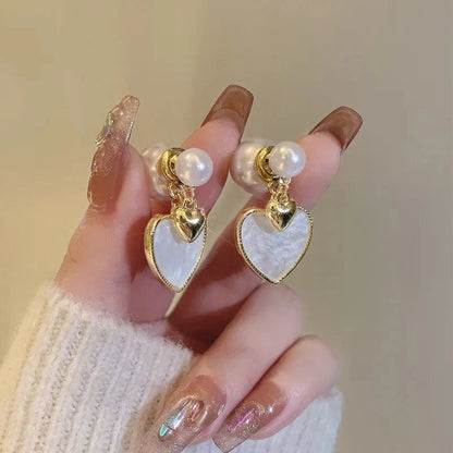 Dainty Pearl Stud Heart Shell Earrings