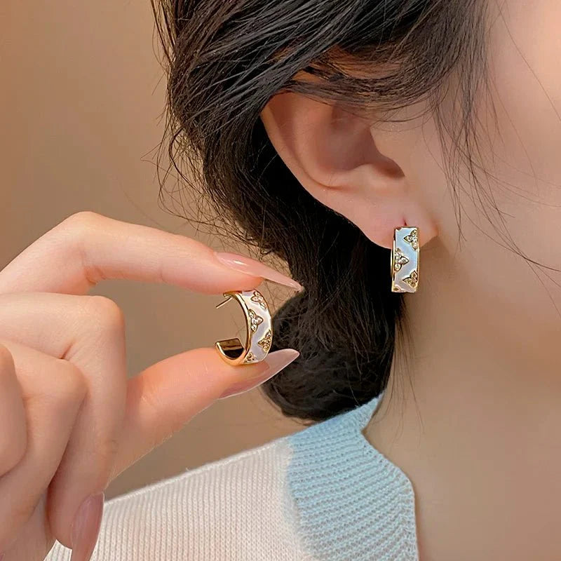 Dainty Round Floral C Shaped Earrings
