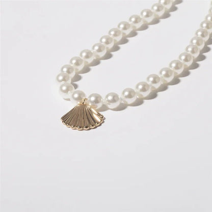 Elegant Sea Shell Pearl Necklace