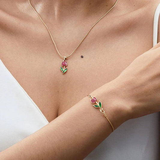 Feminine Floral Tulip Bracelet and Necklace Set