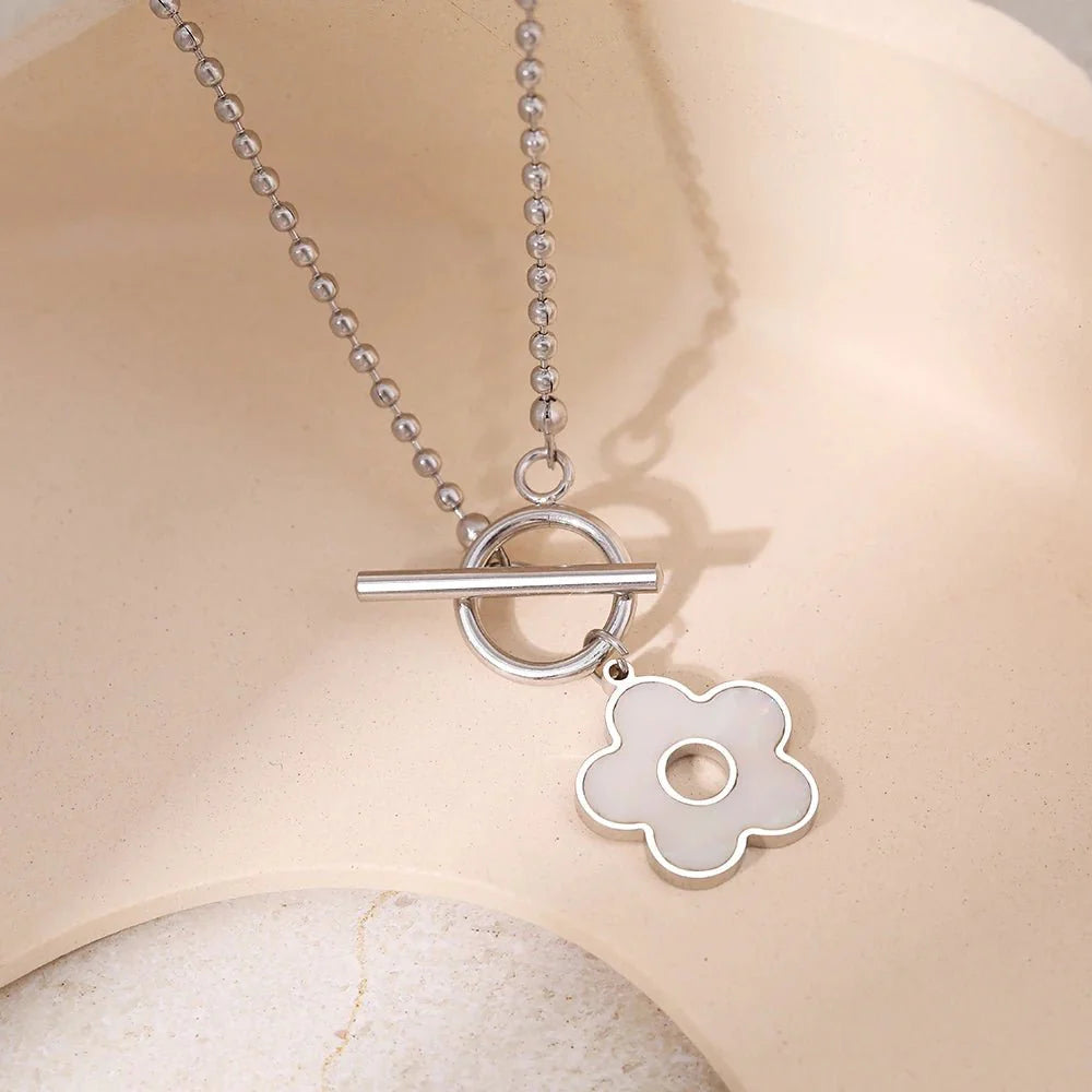Floral Shell Open Clasp Necklace