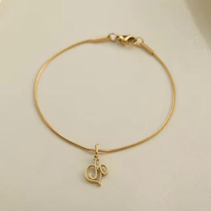 Dainty Cursive Heart Letter Initial Chain Bracelet