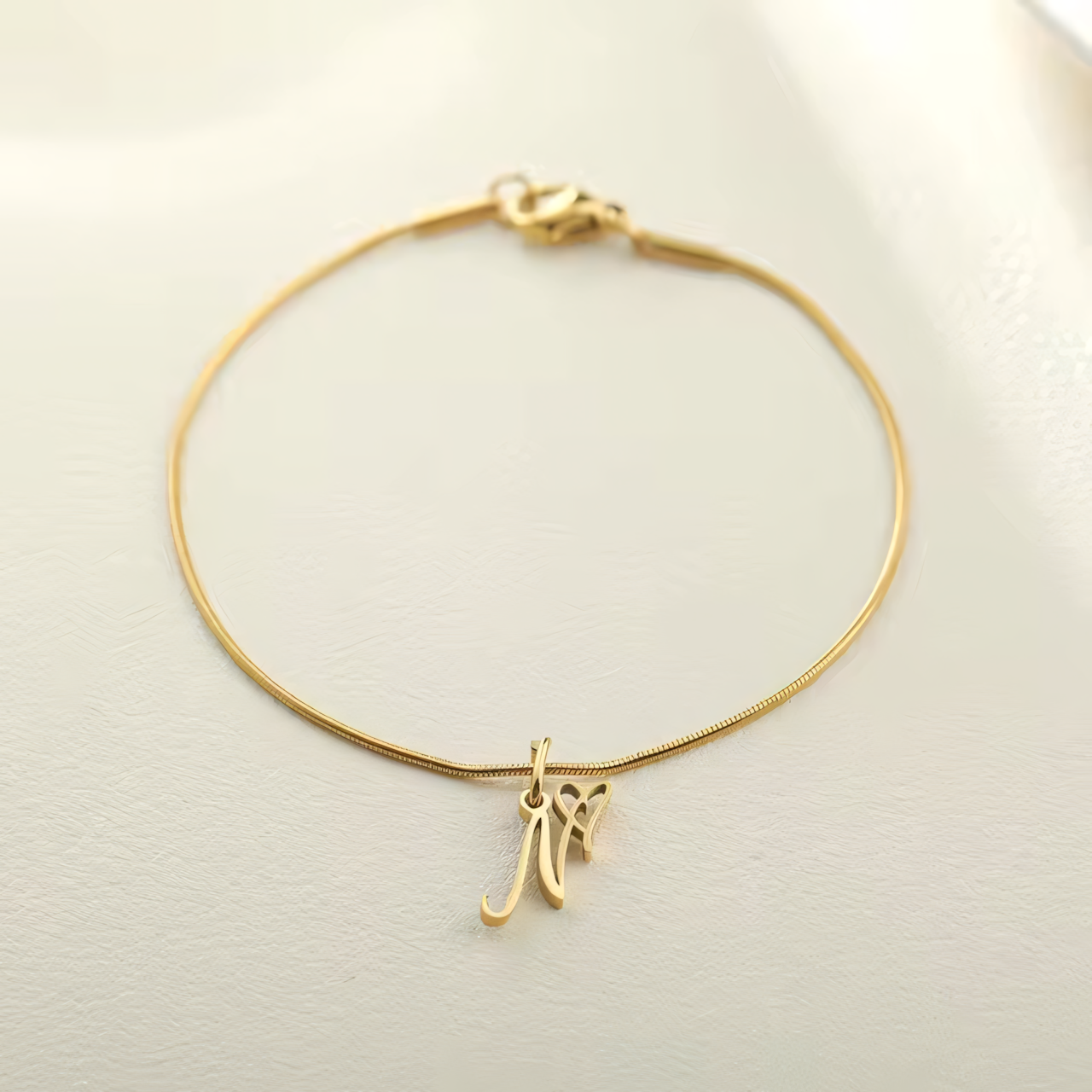 Dainty Cursive Heart Letter Initial Chain Bracelet