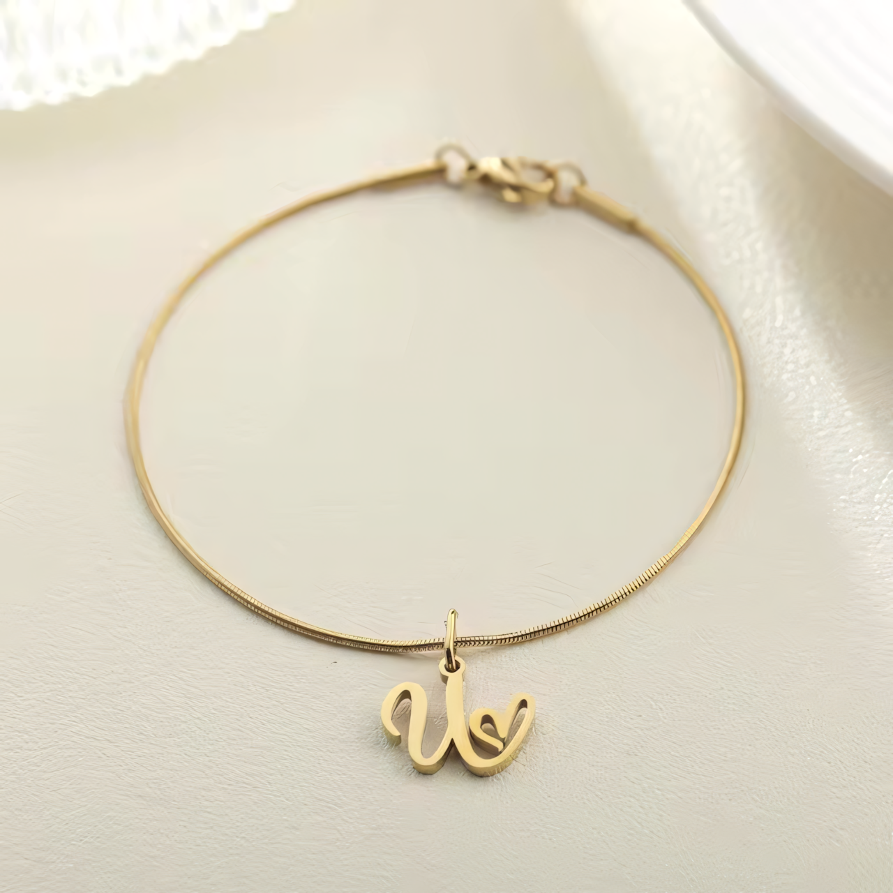 Dainty Cursive Heart Letter Initial Chain Bracelet