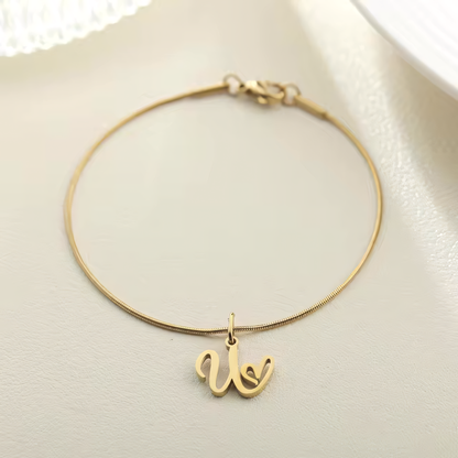 Dainty Cursive Heart Letter Initial Chain Bracelet