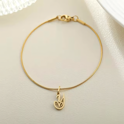 Dainty Cursive Heart Letter Initial Chain Bracelet