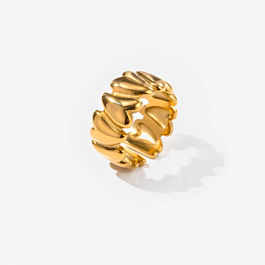 Heartline Ring