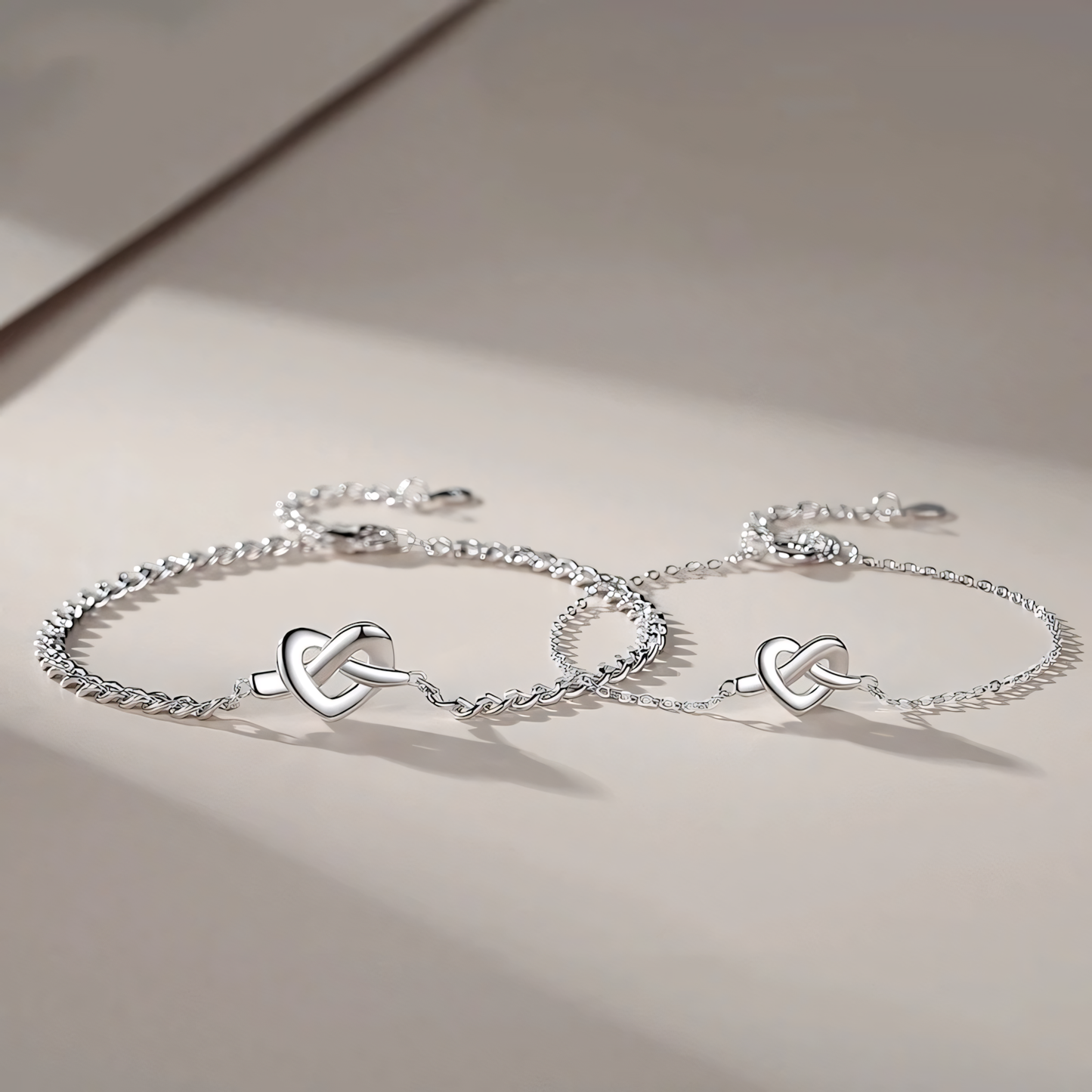 S925 Dainty Heart Knot Love Bracelet