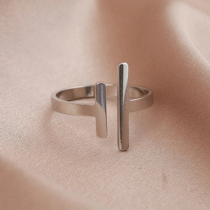 Minimal Adjustable Asymmetric Open Bar Ring