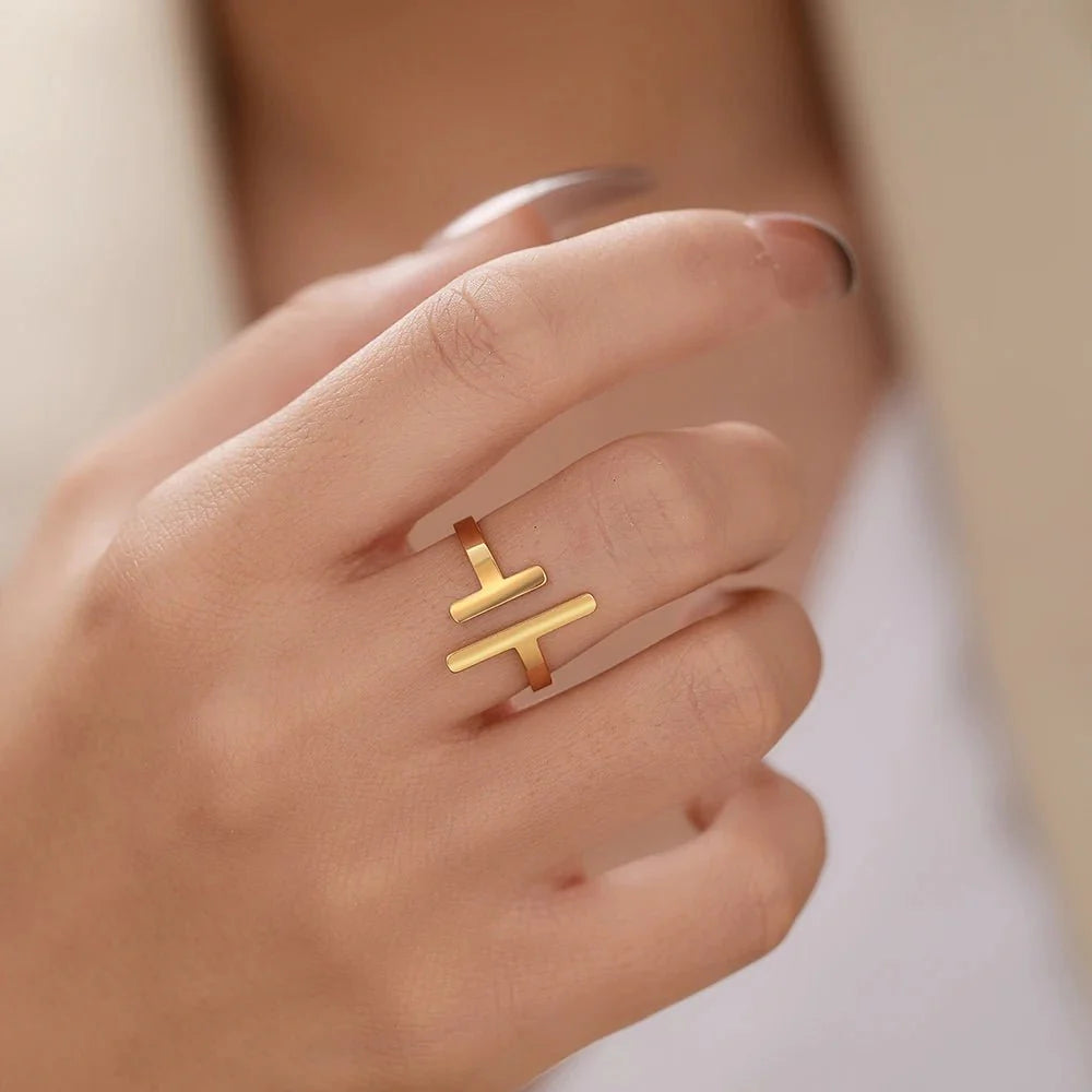 Minimal Adjustable Asymmetric Open Bar Ring