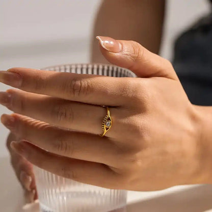 Nira Ring