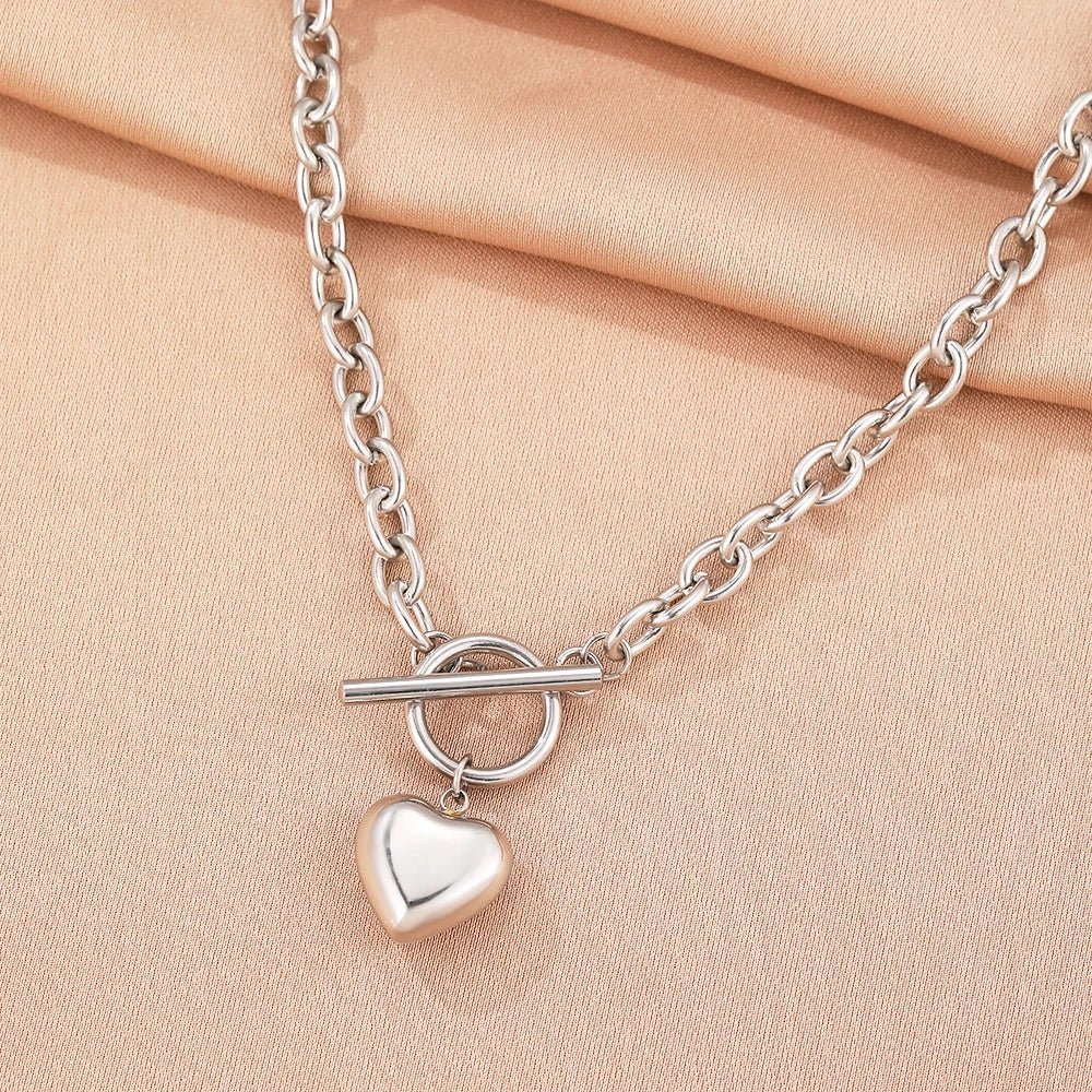 Paperclip Chain Circle Lock Heart Pendant Necklace