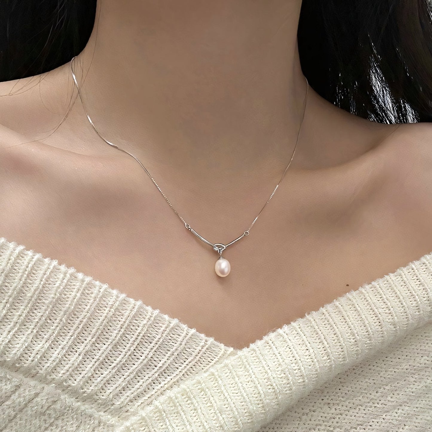 Pearl Drop Knot Dainty Chain Necklace