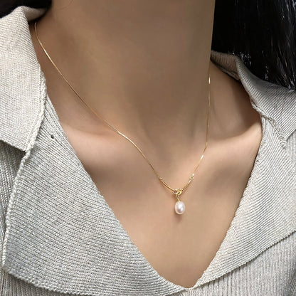 Pearl Drop Knot Dainty Chain Necklace