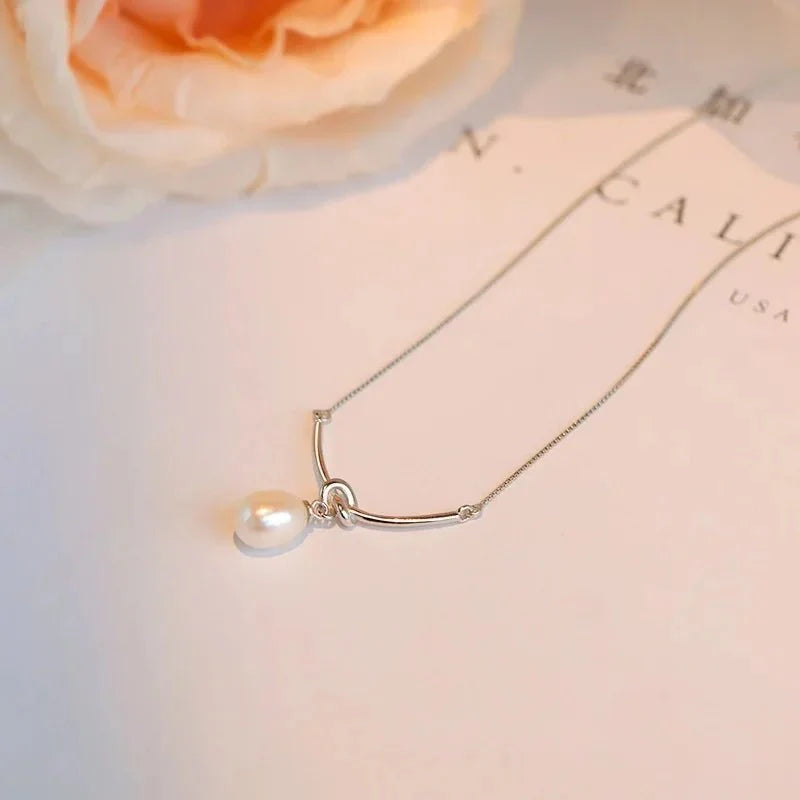 Pearl Drop Knot Dainty Chain Necklace