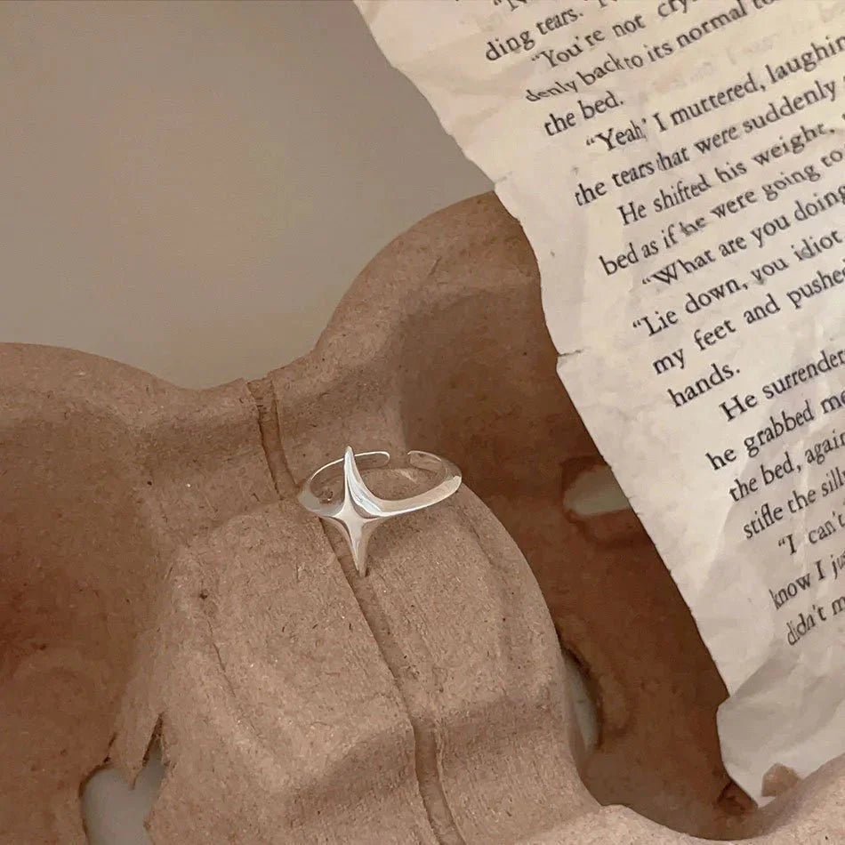 Resizable North Star Rings