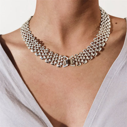 Wide Flow Flat Chain Choker Necklace