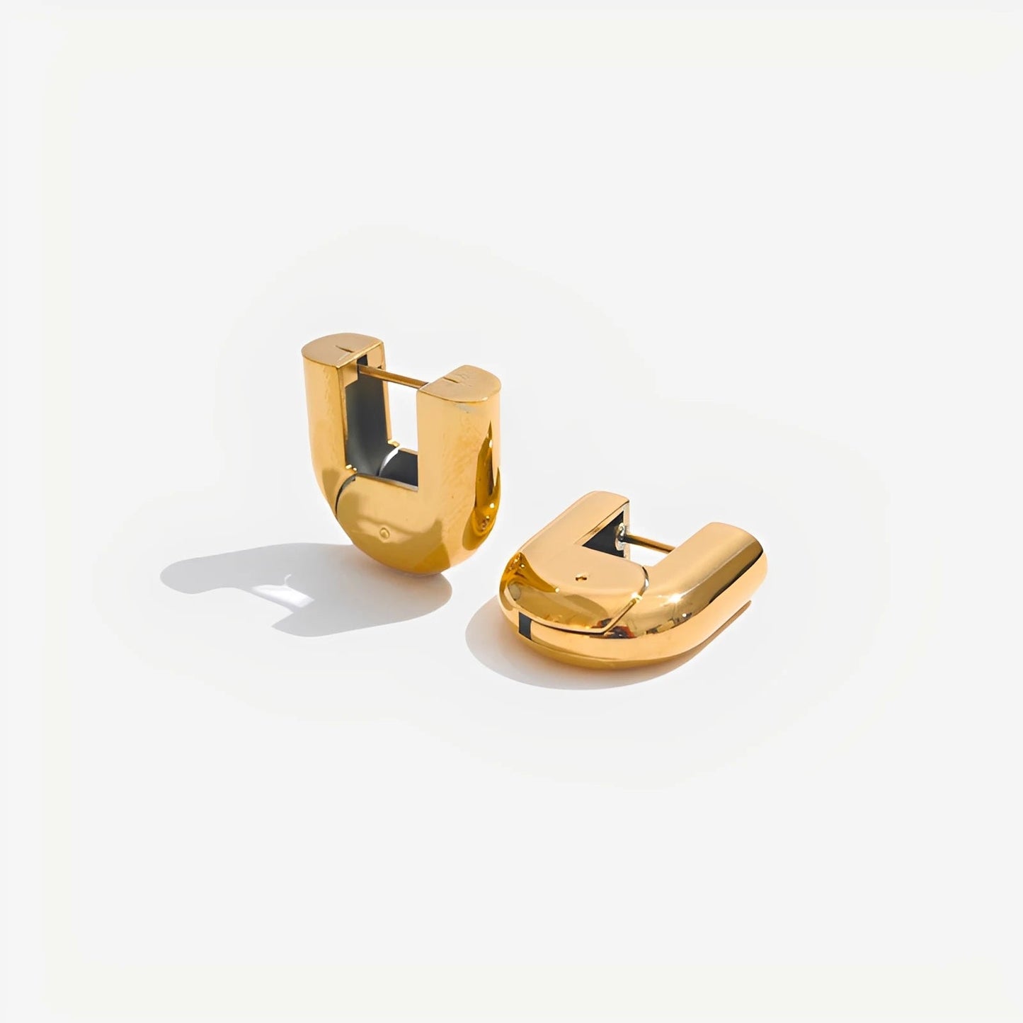 Zaryna Hoop Earrings